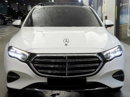 Mercedes-Benz E-Class — photo 02
