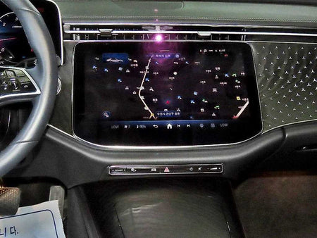Mercedes-Benz E-Class — photo 11