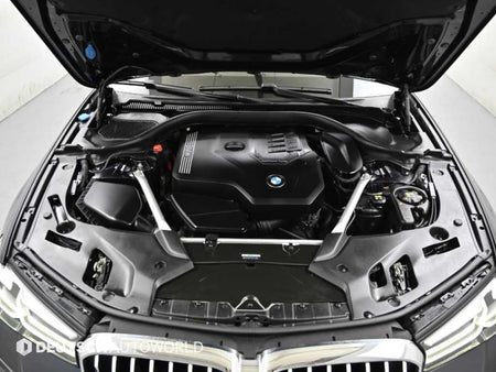 BMW 5-Series — photo 06