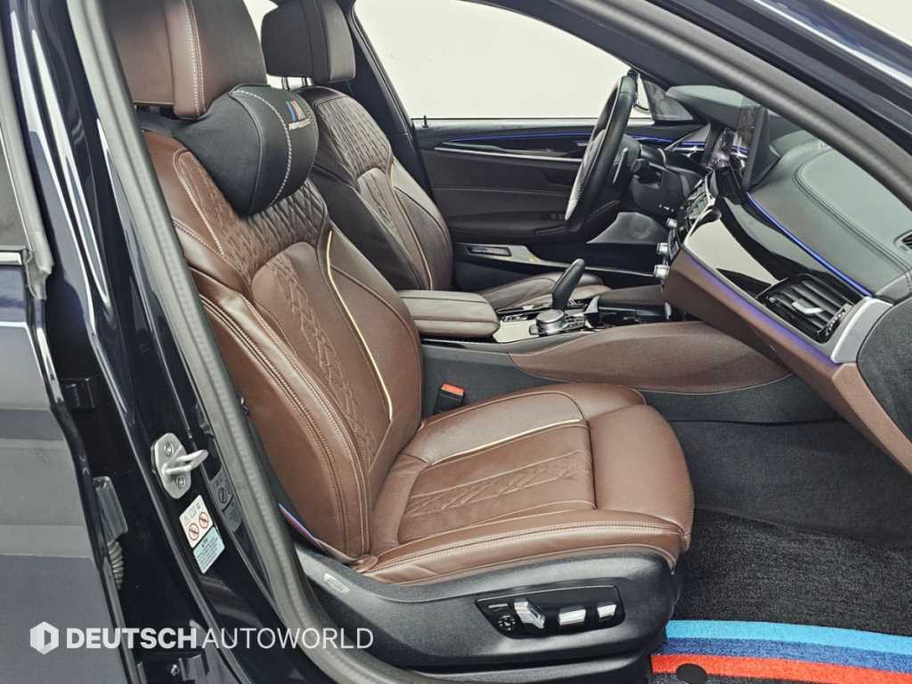 BMW 5-Series — photo 10