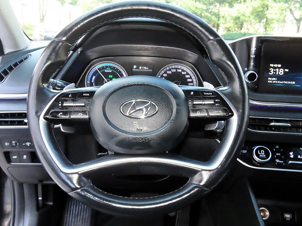 Hyundai Sonata — photo 08