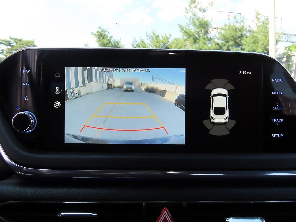 Hyundai Sonata — photo 16