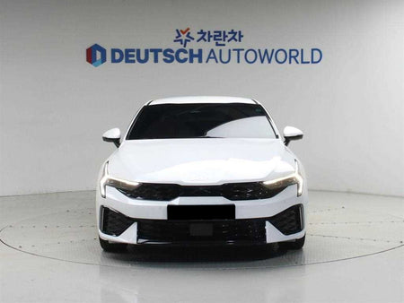 Kia K5 — photo 01