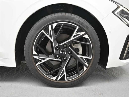 Kia K5 — photo 16