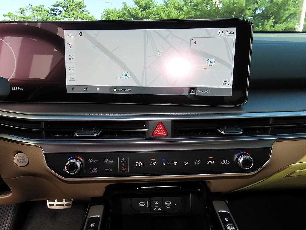 Kia Sorento — photo 12