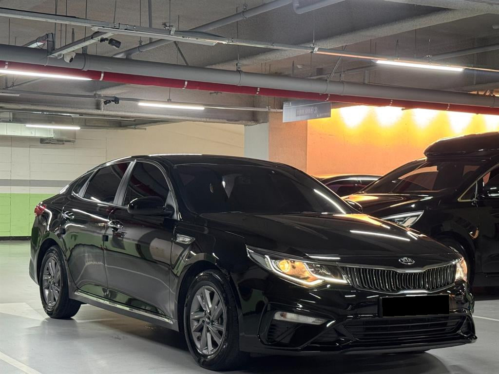 Kia K5 — photo 02