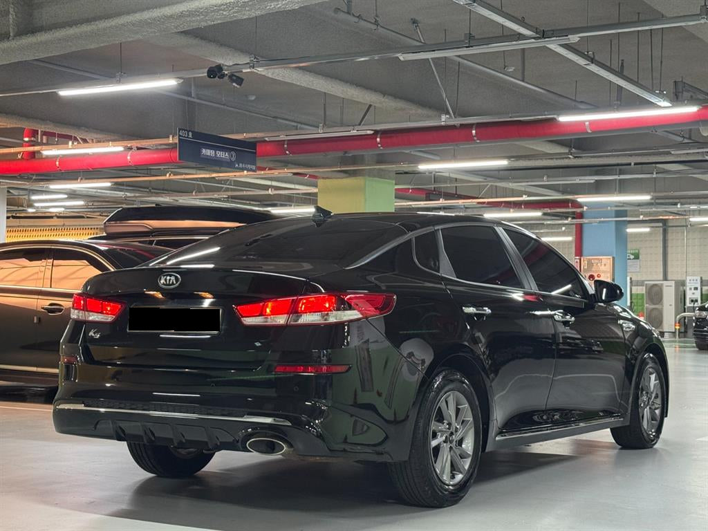 Kia K5 — photo 03