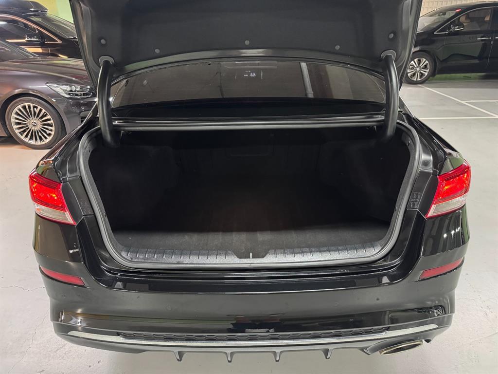 Kia K5 — photo 05