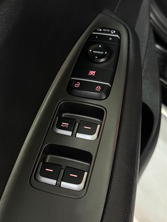 Kia K5 — photo 16