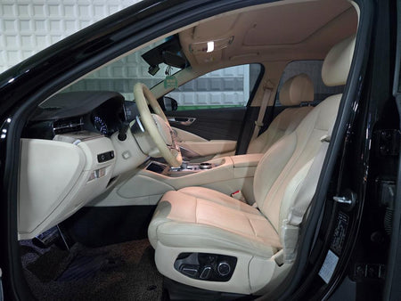 Kia K9 — photo 01