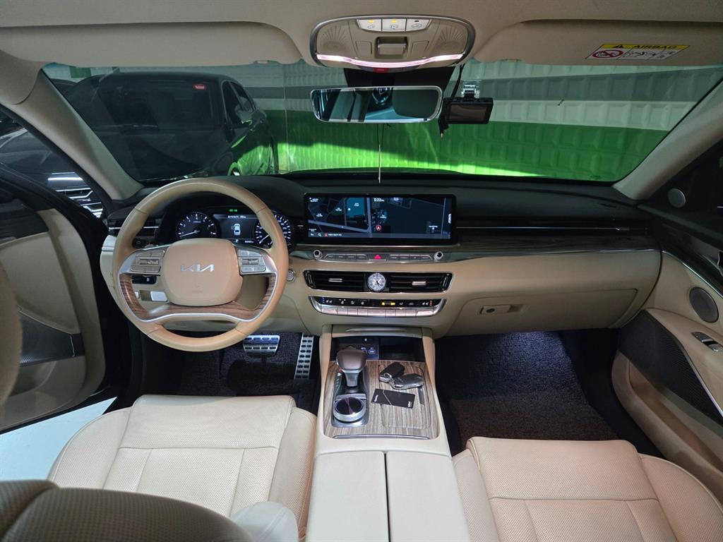 Kia K9 — photo 08