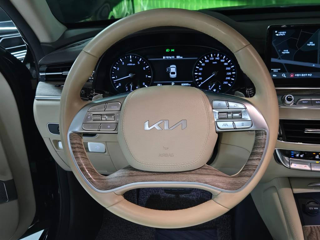 Kia K9 — photo 11