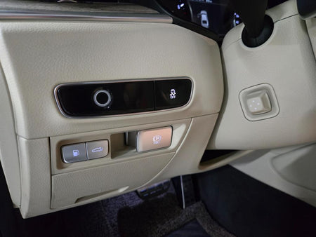 Kia K9 — photo 17