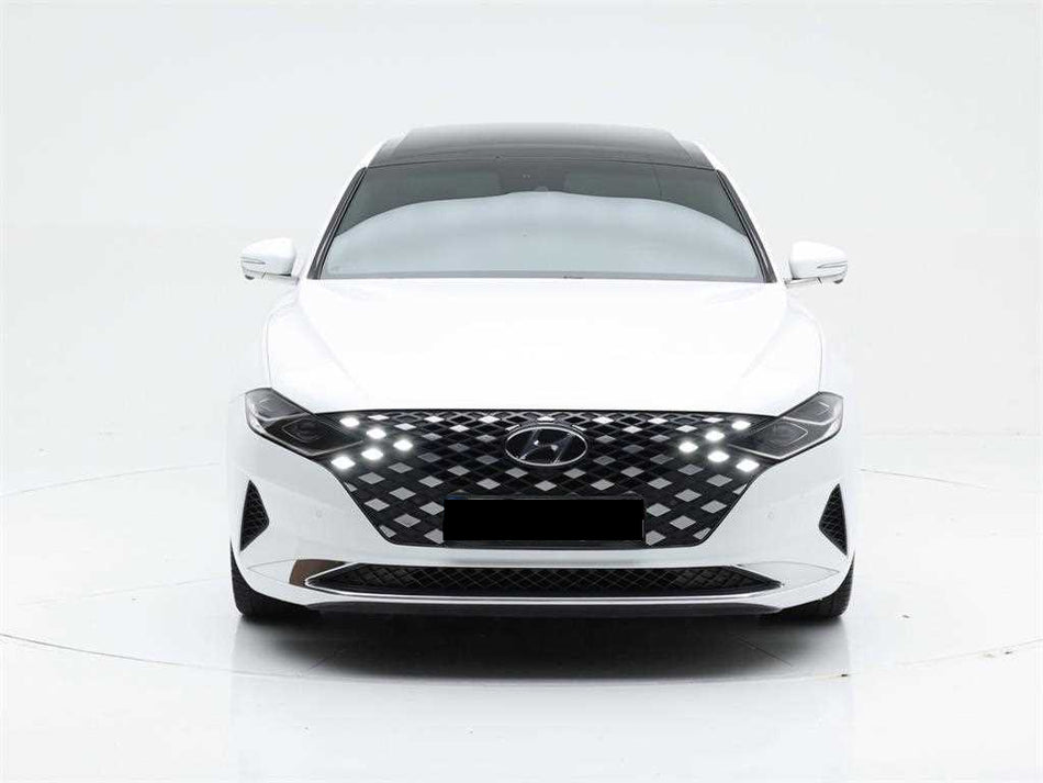 Hyundai Grandeur — photo 02