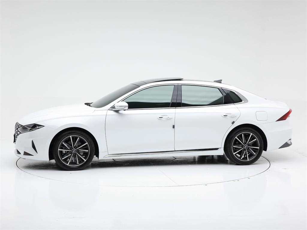 Hyundai Grandeur — photo 03