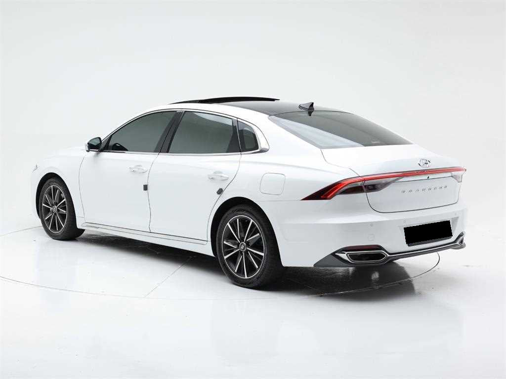 Hyundai Grandeur — photo 04
