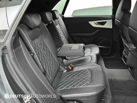 Audi Q8 — photo 12