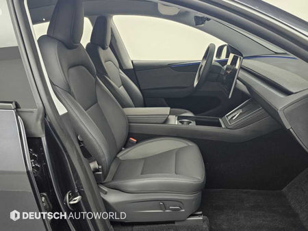 Tesla Model Y — photo 10