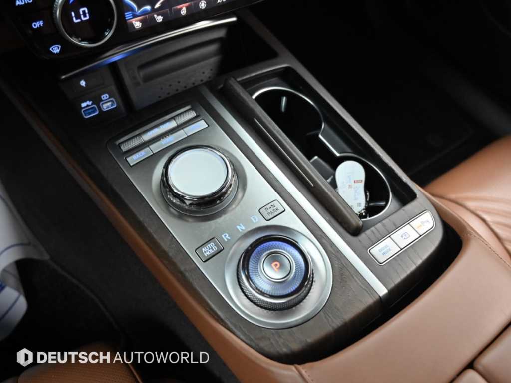 Genesis G80 — photo 09