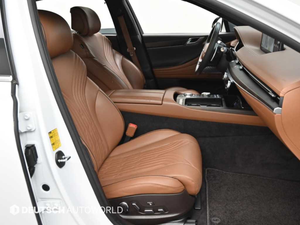Genesis G80 — photo 10