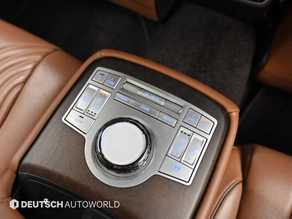 Genesis G80 — photo 16