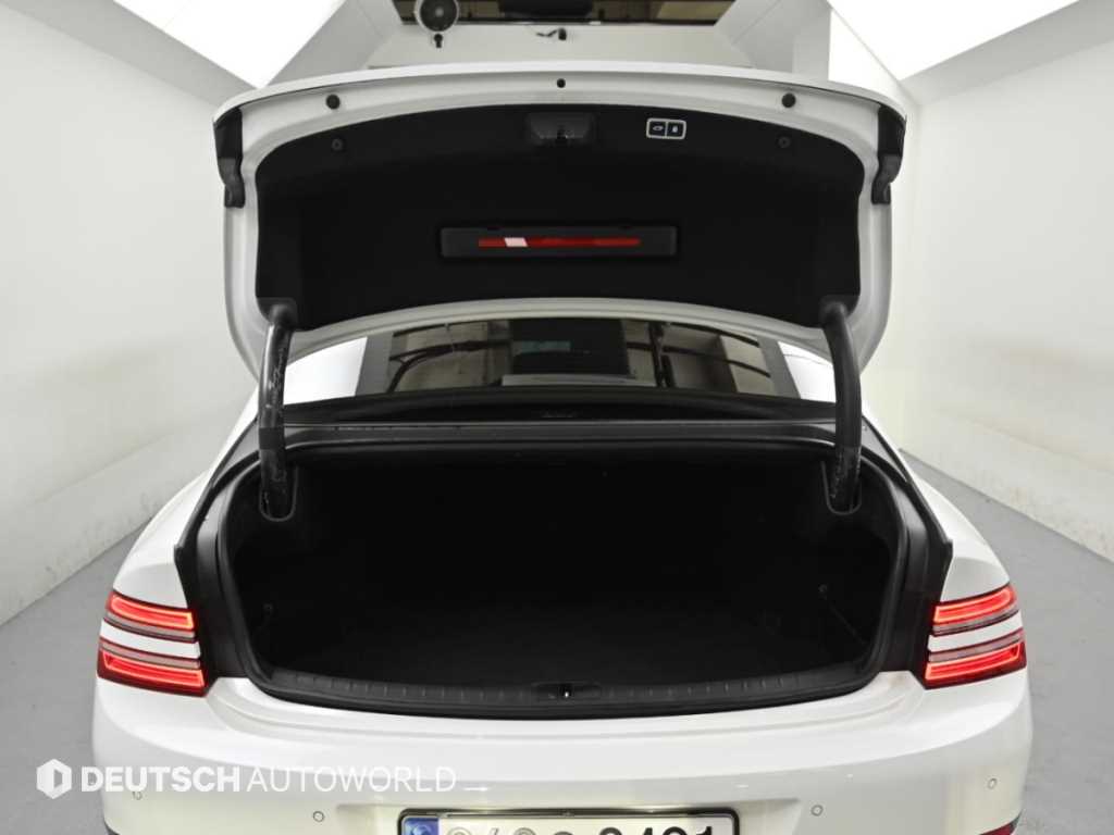 Genesis G80 — photo 19