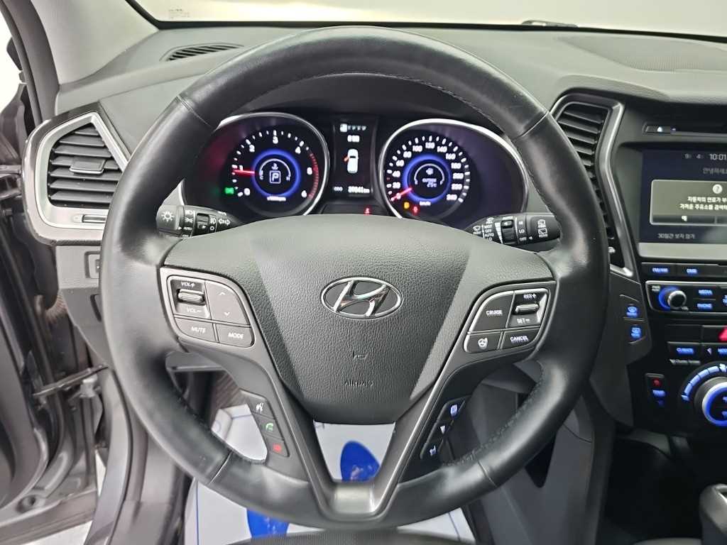 Hyundai Santafe — photo 09