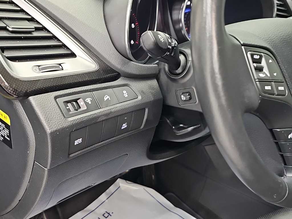 Hyundai Santafe — photo 18