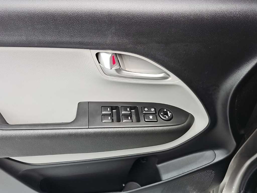 Kia RAY — photo 15