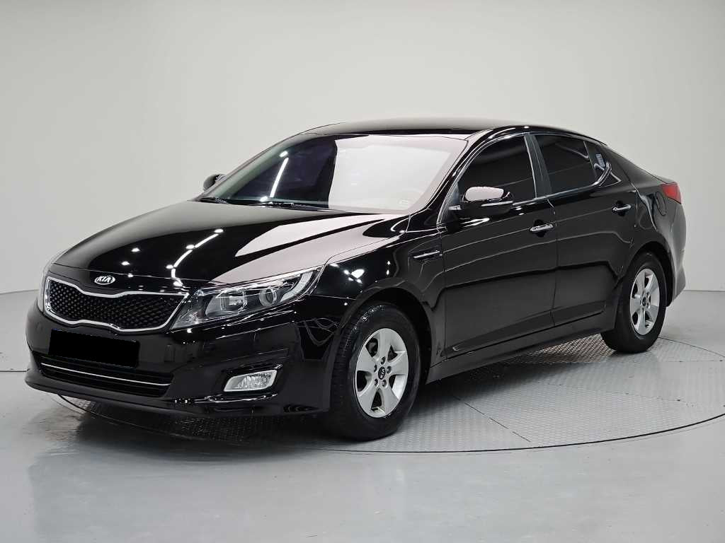 Kia K5 — photo 01