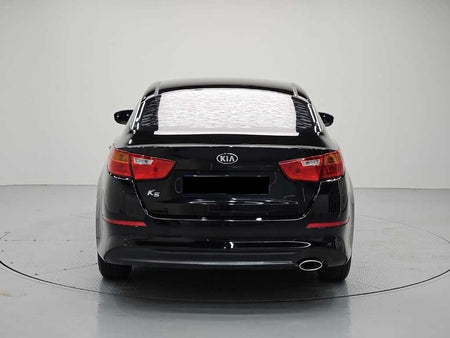 Kia K5 — photo 03