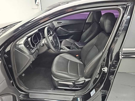 Kia K5 — photo 11