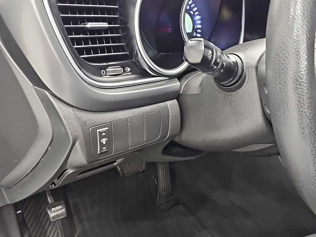 Kia K5 — photo 15