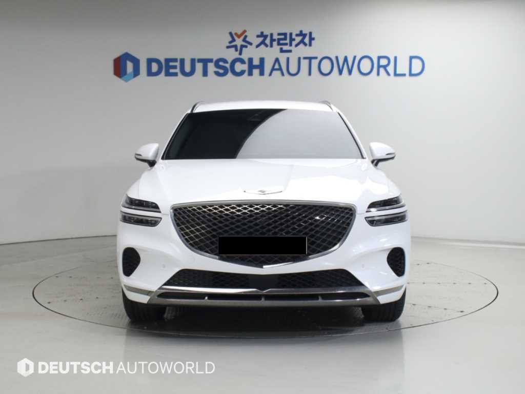 Genesis GV70 — photo 04