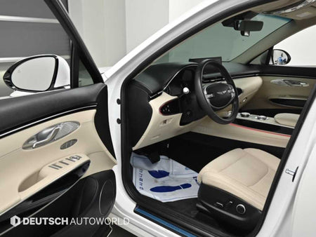 Genesis GV70 — photo 11