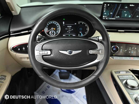 Genesis GV70 — photo 13