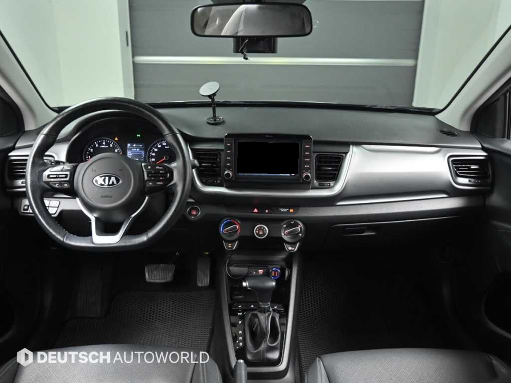 Kia Stonic — photo 07