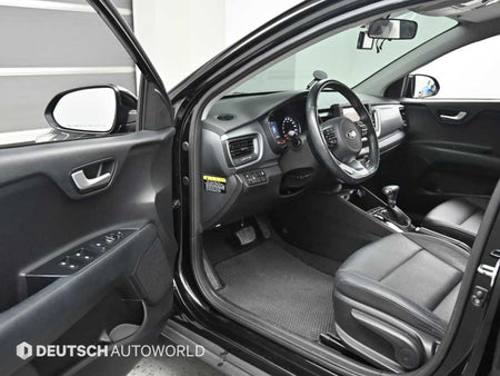 Kia Stonic — photo 11