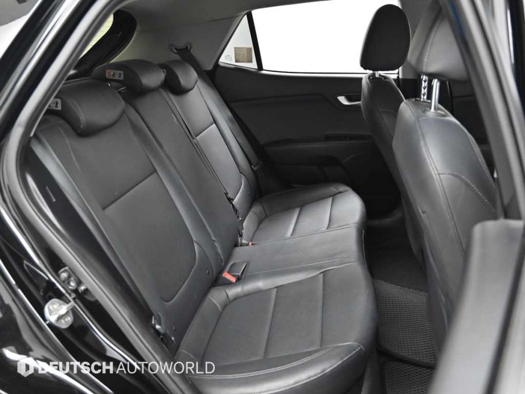 Kia Stonic — photo 12