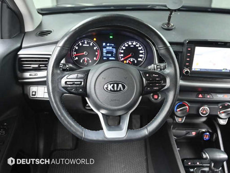 Kia Stonic — photo 13
