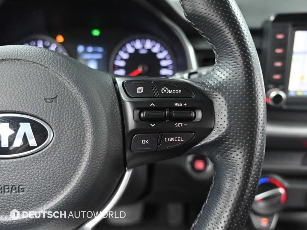 Kia Stonic — photo 16