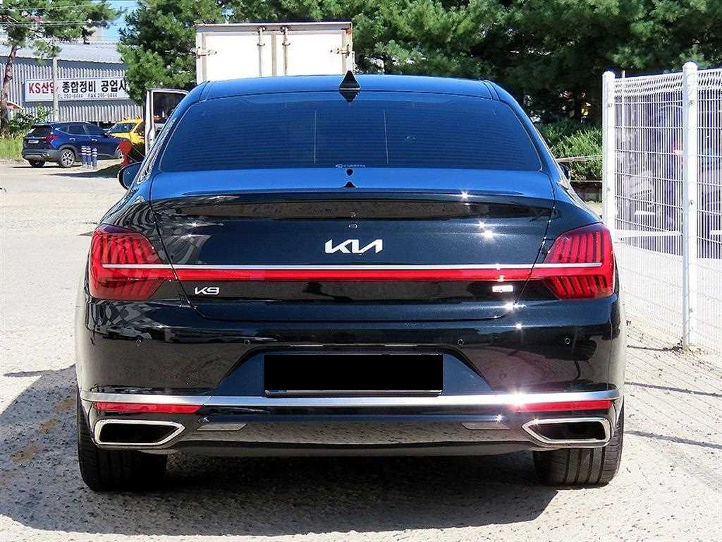 Kia K9 — photo 04
