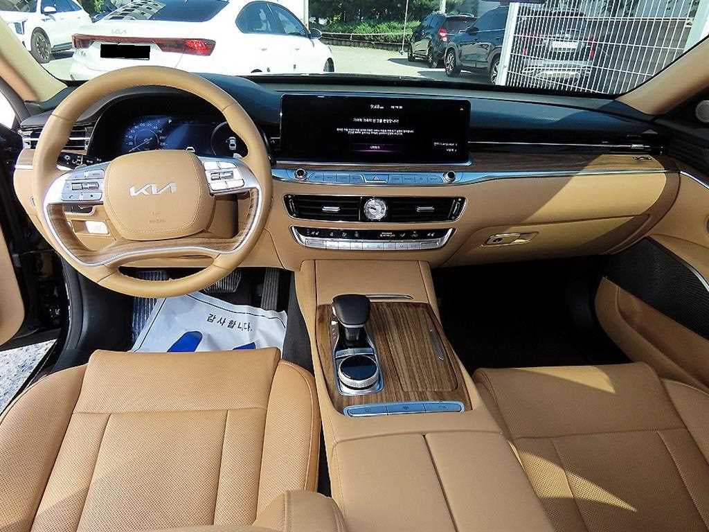 Kia K9 — photo 07