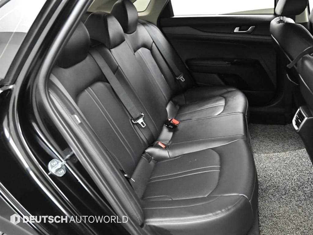 Kia K5 — photo 12