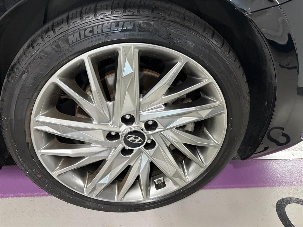 Hyundai Grandeur — photo 19