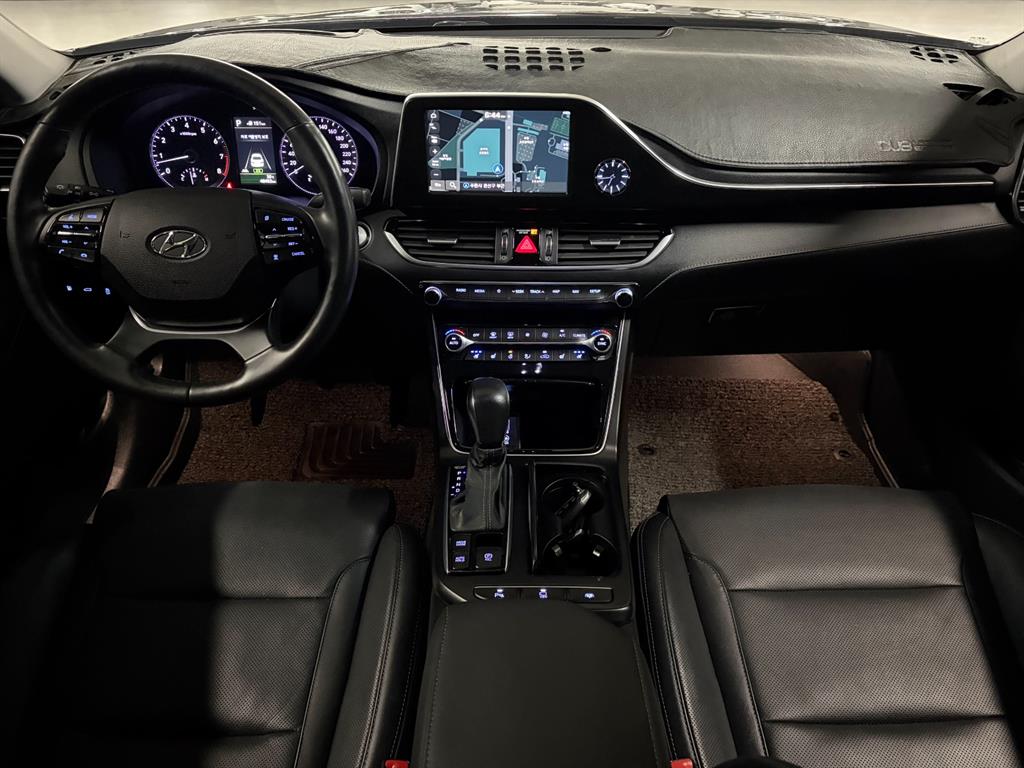 Hyundai Grandeur — photo 06