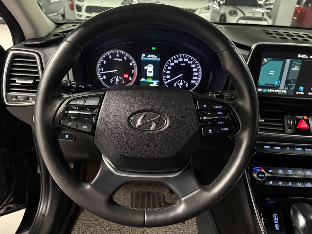 Hyundai Grandeur — photo 08