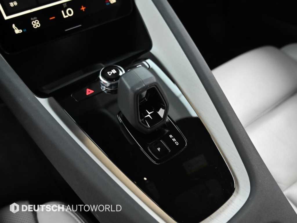 Polestar Polestar 2 — photo 09