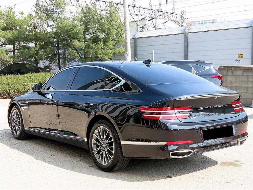 Genesis G80 — photo 03