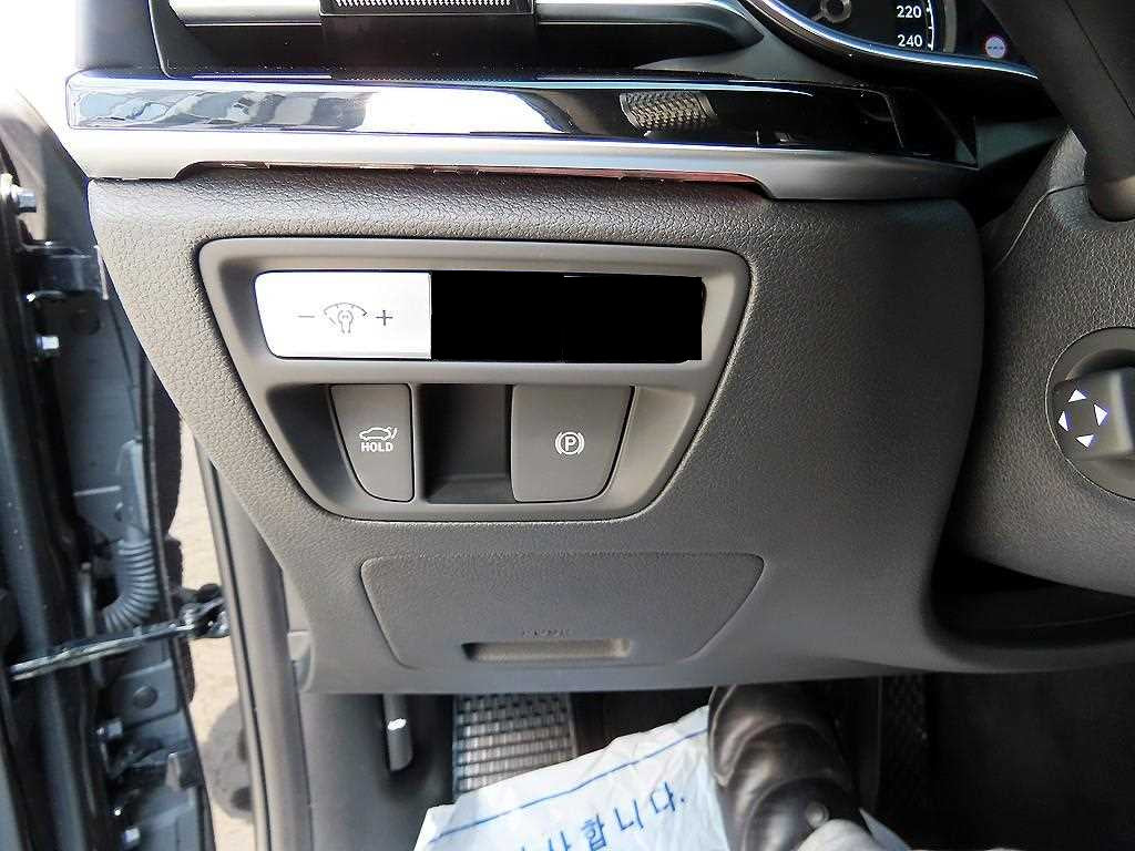 Genesis G80 — photo 12